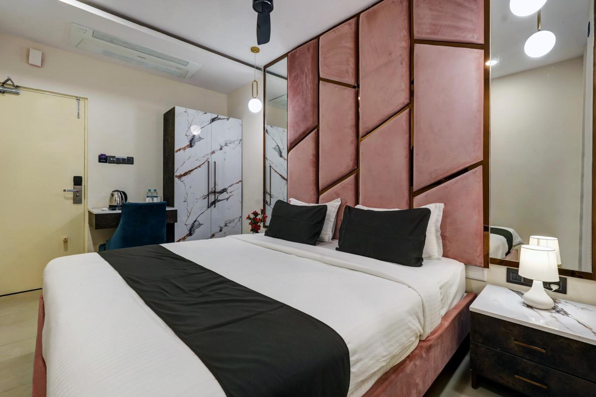 Astra Hotels & Suites - Koramangala Бангалор Экстерьер фото