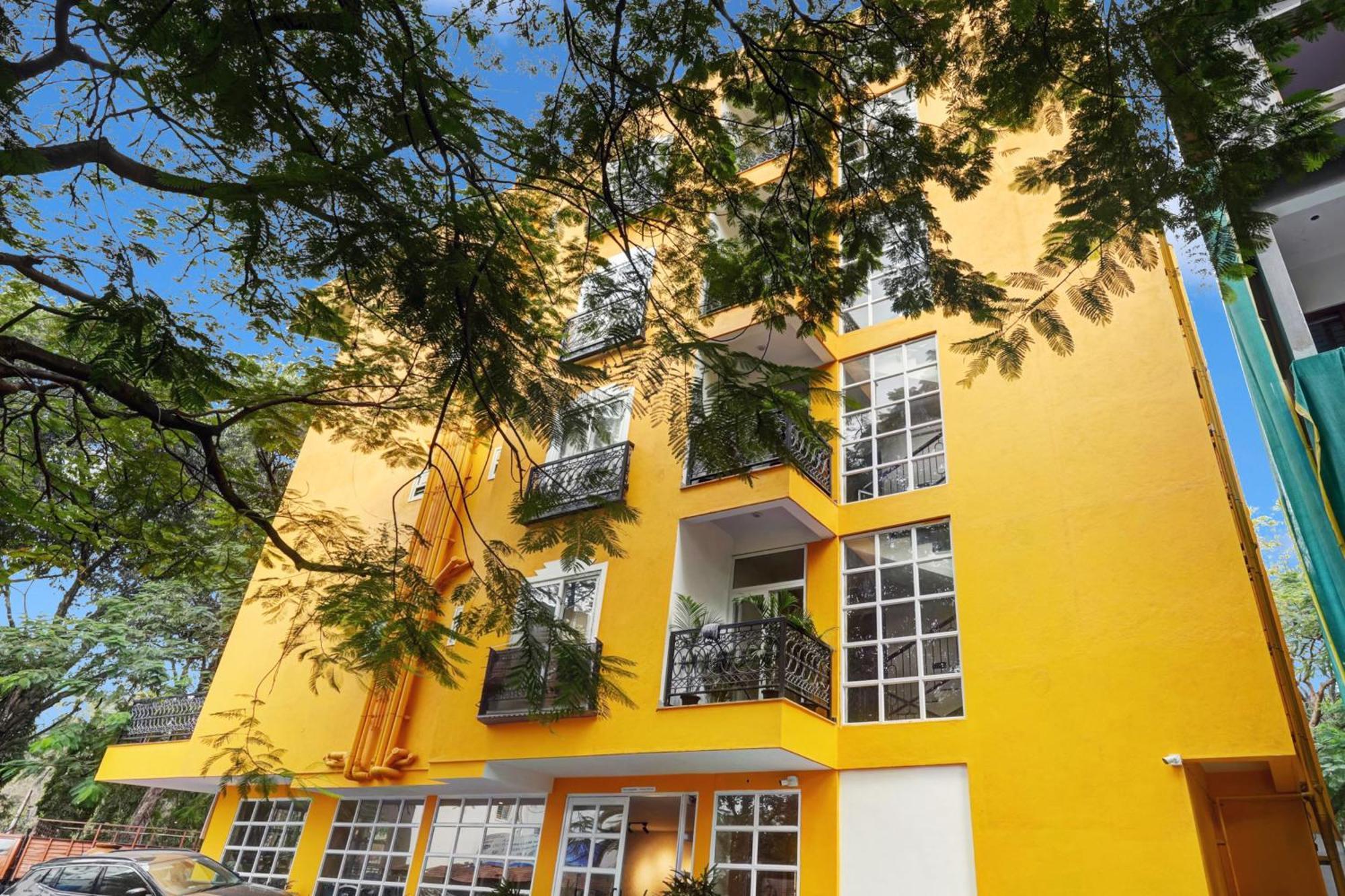 Astra Hotels & Suites - Koramangala Бангалор Экстерьер фото