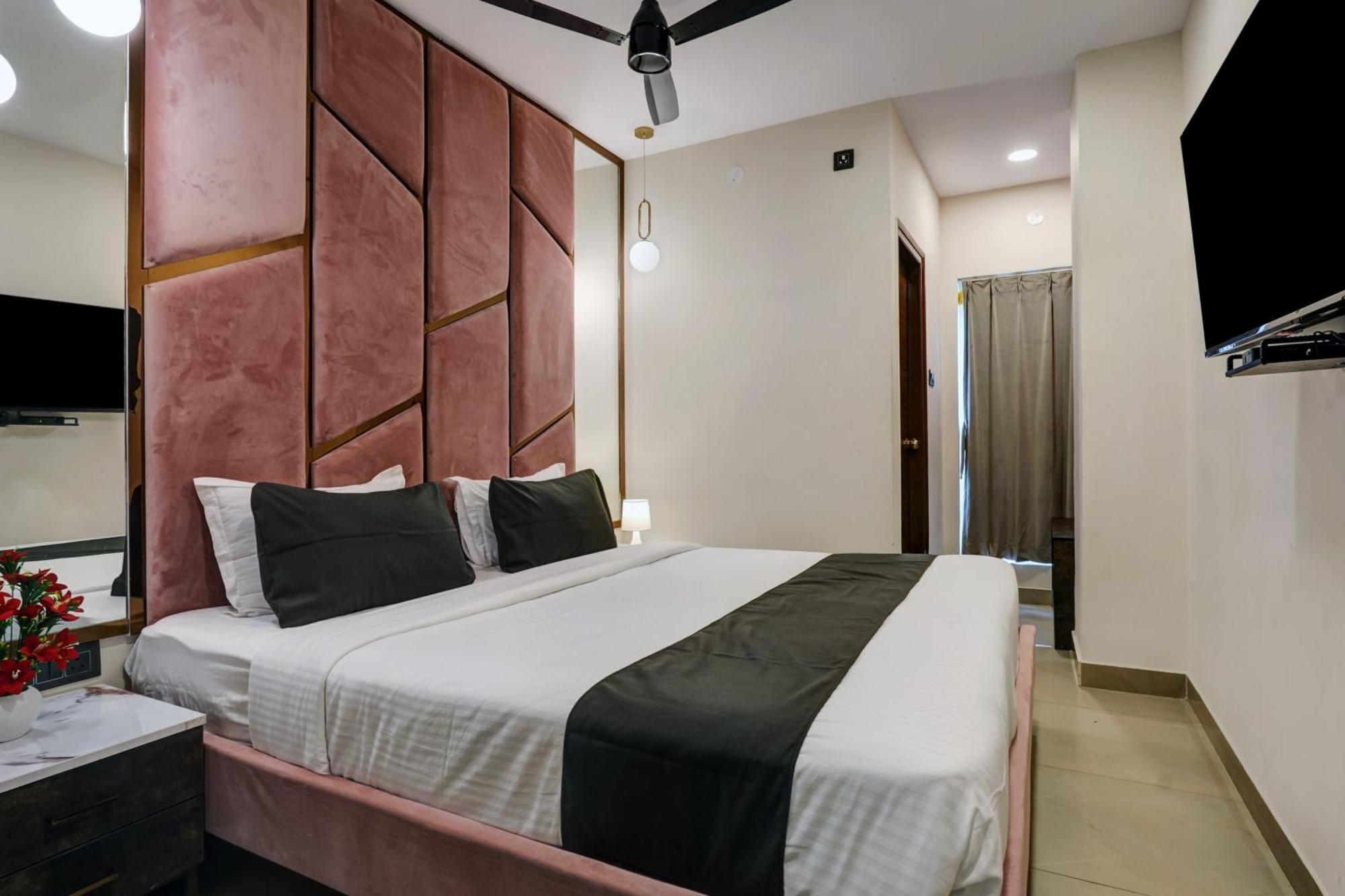 Astra Hotels & Suites - Koramangala Бангалор Экстерьер фото